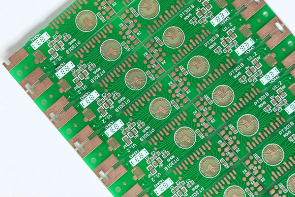 PCB板廠(chǎng)家在市場(chǎng)重壓下該如何茁壯成長(cháng)？